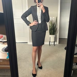 Gray the Limited Skirt Suit *JACKET & SKIRT**